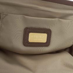 مملوكة مسبقًا Furla Taupe Evening Clutch