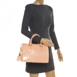 Pre Owned حقيبة فورلا كاندي مطاط نقش تمساح وردية فاتحة