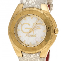 Pre Owned Gianfranco Ferre Mother of Pearl Gold-Plated Stainless Steel 9062J Women's Wristwatch 43 mm