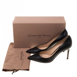 Pre Owned Gianvito Rossi Black Leather Pointed Toe Pumps Size 38.5