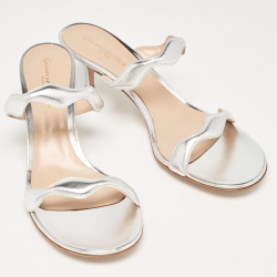 Pre Owned Gianvito Rossi Silver Leather Wavy Sandals Size 39.5