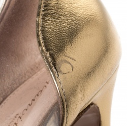 Pre Owned Gianvito Rossi Metallic Gold Leather And PVC Plexi Pumps Size 38