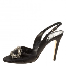 Pre Owned صندل جينا فتحة كعب مزخرف بروش كريستال ساتان أسود مقاس 38