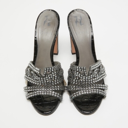 Pre Owned Gina Black Croc Embossed Patent and Leather Rodeo Sandals Size 38