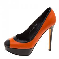 Pre Owned حذاء كعب عالي جينا توري جلد ثنائي اللون مقاس 36