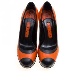 Pre Owned حذاء كعب عالي جينا توري جلد ثنائي اللون مقاس 36