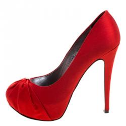 Pre Owned حذاء كعب عالي جينا نعل سميك هودي كلير ساتان أحمر مقاس 38