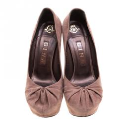 مملوكة مسبقًا Gina Brown Pleated Suede Wedge Platform Pumps Size 38