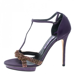 مملوكة مسبقًا صندل جينا نعل سميك سير T مزخرف كريستال جلد بنفسجي مقاس 40.5