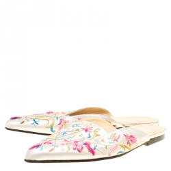 Pre Owned حذاء مولز فلات جينا مطرز زهور ساتان حرير بيج مقاس 39.5