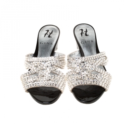 مملوكة مسبقًا صندل جينا مزخرف كريستال مقدمة مفتوحة فضي ميتاليك مقاس 34