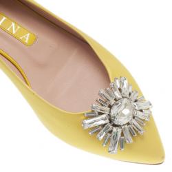 مملوكة مسبقًا حذاء فلات جينا فيليستي ساتان أصفر مقاس 39.5