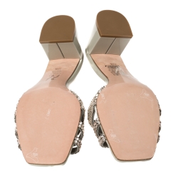 Pre Owned Gina Grey Patent Leather Visage Crystal Embellished Slide Sandals Size 39.5