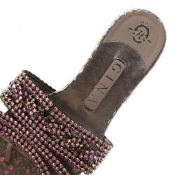 Pre Owned صندل فلات جينا مرصع ماس زائف بنفسجي مقاس 39