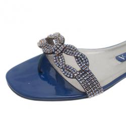 Pre Owned صندل جينا مسطح جلد لامع أزرق مزخرف مقاس 39.5