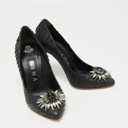 Pre Owned حذاء كعب عالي جينا جلد ثعبان أسود مزخرف كريستال مقاس 37