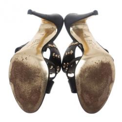 مملوكة مسبقًا Gina Black Leather Studded Slides Size 40