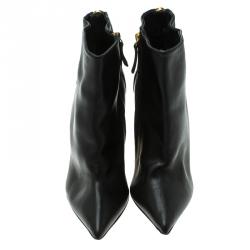 مملوكة مسبقًا Giuseppe Zanotti Black Leather Shark Tooth Pointed Toe Block Heel Ankle Boots Size 38 