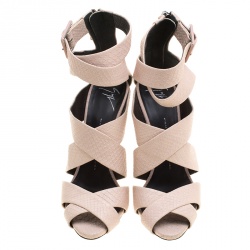 Pre Owned صندل جوسيبي زانوتي بسيور جلد وردي نقشة الثعبان مقاس 40