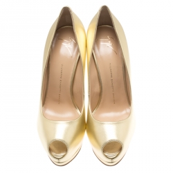 Pre Owned حذاء كعب عالي جوسيبي زانوتي نعل سميك مقدمة مفتوحة جلد لامع نقش تمساح رمادي مقاس 40