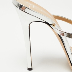 Pre Owned Giuseppe Zanotti Silver Leather Darsey Slide Sandals Size 38