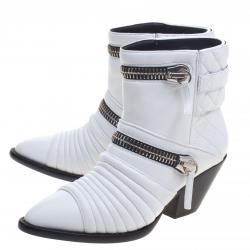 مملوكة مسبقًا بوت للكاحل جوسيبي زانوتي جلد أبيض مبطن مقاس 37