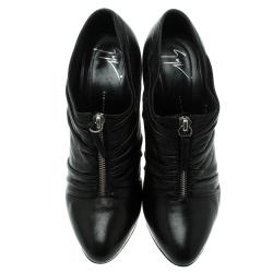 Pre Owned حذاء بوت كاحل جوسيبي زانوتي  جلد أسود مقاس 38.5