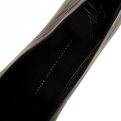 Pre Owned Giuseppe Zanotti Black Leather Rose Embellished Ballet Flats Size 41.5