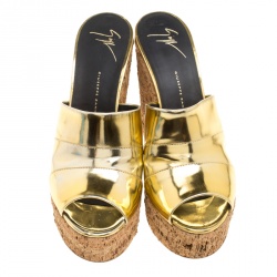 Pre Owned Giuseppe Zanotti Metallic Gold Leather Cork Wedge Slides Size 40