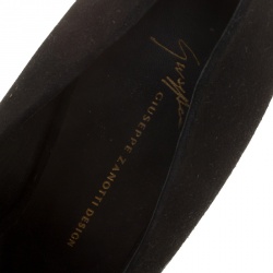 Pre Owned Giuseppe Zanotti Black Suede Pointed Toe Pumps Size 39