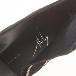 مملوكة مسبقًا Giuseppe Zanotti Black Suede Guns 55 Zip Detail Ankle Boots Size 40