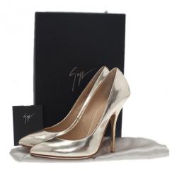 Pre Owned Giuseppe Zanotti Gold Metallic Leather Pointed Toe Pumps Size 38