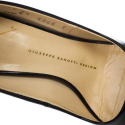 مملوكة مسبقًا Giuseppe Zanotti Black Patent Open Toe Pumps 35