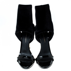 مملوكة مسبقًا صندل جوسيبي زانوتي كعب عالي قطيفة أسود مقاس 39.5