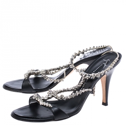 مملوكة مسبقًا Giuseppe Zanotti Black Leather Crystal Embellished T Strap Sandals Size 38.5
