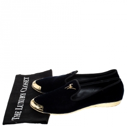 Pre Owned Giuseppe Zanotti Blue Velvet Gold-Tone Cap Toe Logo Embellished Smoking Slippers Size 40