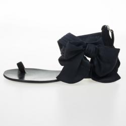 Pre Owned Giuseppe Zanotti Black Satin Toe Ring Bow Detail Flat Sandals Size 39.5