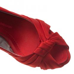 Pre Owned Giuseppe Zanotti Red Satin Criss Cross Peep Toe Pumps Size 38.5