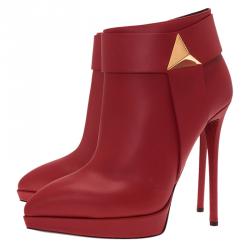 Pre Owned بوت للكاحل جوسيبي زانوتي ترصيع هرمى نعل سميك جلد أحمر مقاس 40