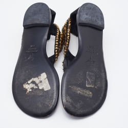 Pre Owned Giuseppe Zanotti Black Suede Crystal Embellished Thong Flats Size 38.5