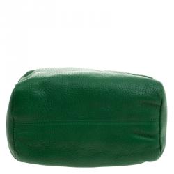 مملوكة مسبقًا حقيبة كلتش جيفنشي باندورا جلد أخضر بحمالة معصم