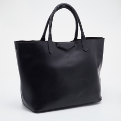 مملوكة مسبقًا Givenchy Black Leather Antigona Whipstitch Handle Tote