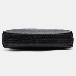 مملوكة مسبقًا Givenchy Black Monogram Coated Canvas 4G Large Zip Pouch