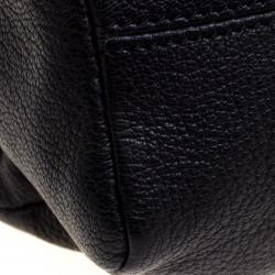 Pre Owned حقيبة كلتش للمعصم جيفنشي باندورا جلد سوداء