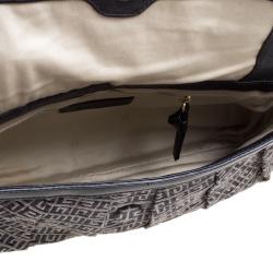 مملوكة مسبقًا حقيبة كتف جيفنشي جلد وكانفاس سوداء/ رمادية