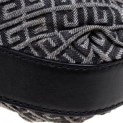 مملوكة مسبقًا حقيبة كتف جيفنشي جلد وكانفاس سوداء/ رمادية