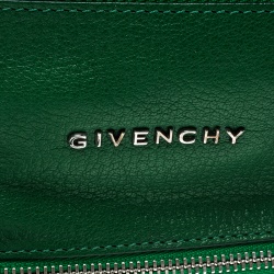 مملوكة مسبقًا Givenchy Green Leather Pandora Clutch