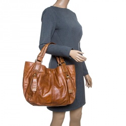 مملوكة مسبقًا حقيبة يد جيفنشي جلد بنية