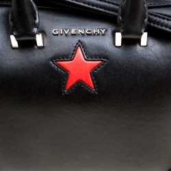 Pre Owned حقيبة جيفنشي لوكرزيا ستار بولر جلد سوداء