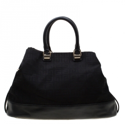 مملوكة مسبقًا حقيبة جيفنشي جلد وكانفاس مونوغرامية سوداء